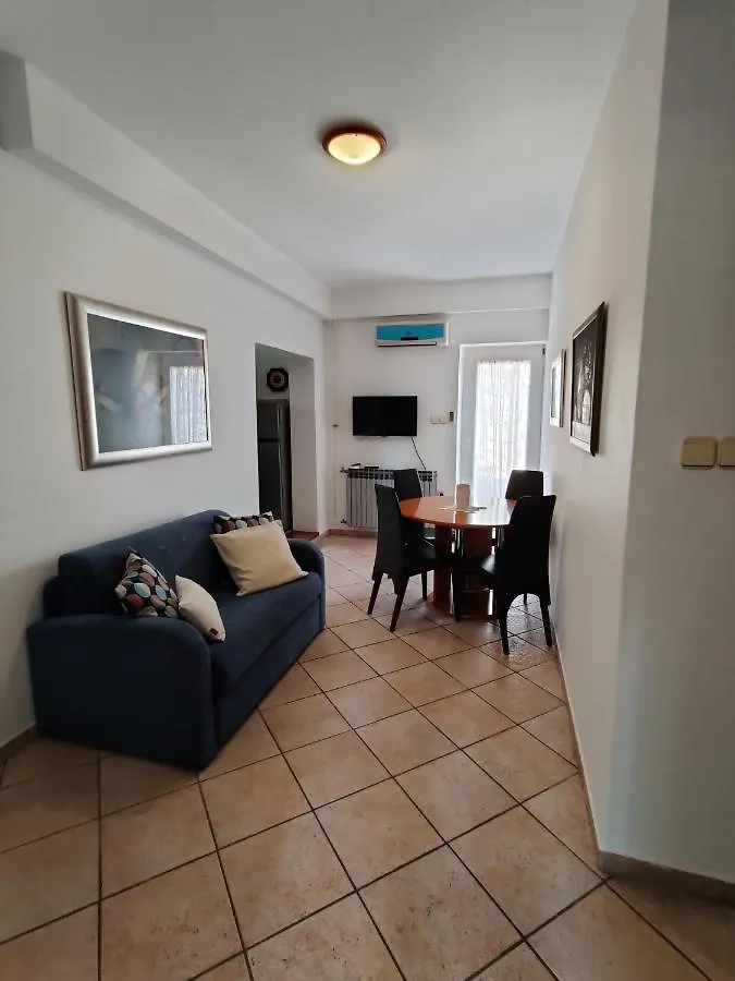 Biuk Apartments Novi Vinodolski Kroatien