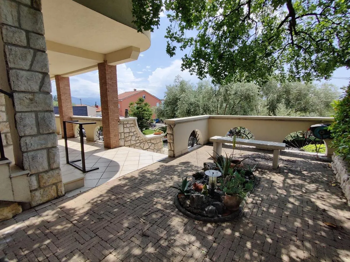 Biuk Apartments Novi Vinodolski