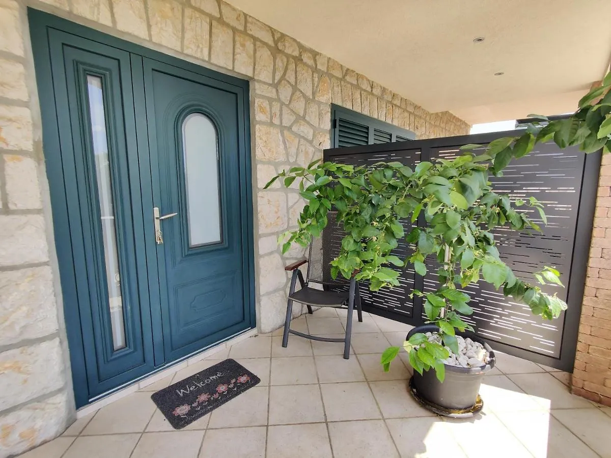 Biuk Apartments Novi Vinodolski